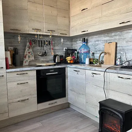 Leisure In A Flower Sea Apartment, Lazur -3room & View Balcony